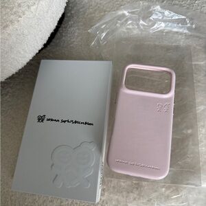 Urban Sophistication iphone 17 PRO  The Skinny Case - Strawberry Frozen Yogurt